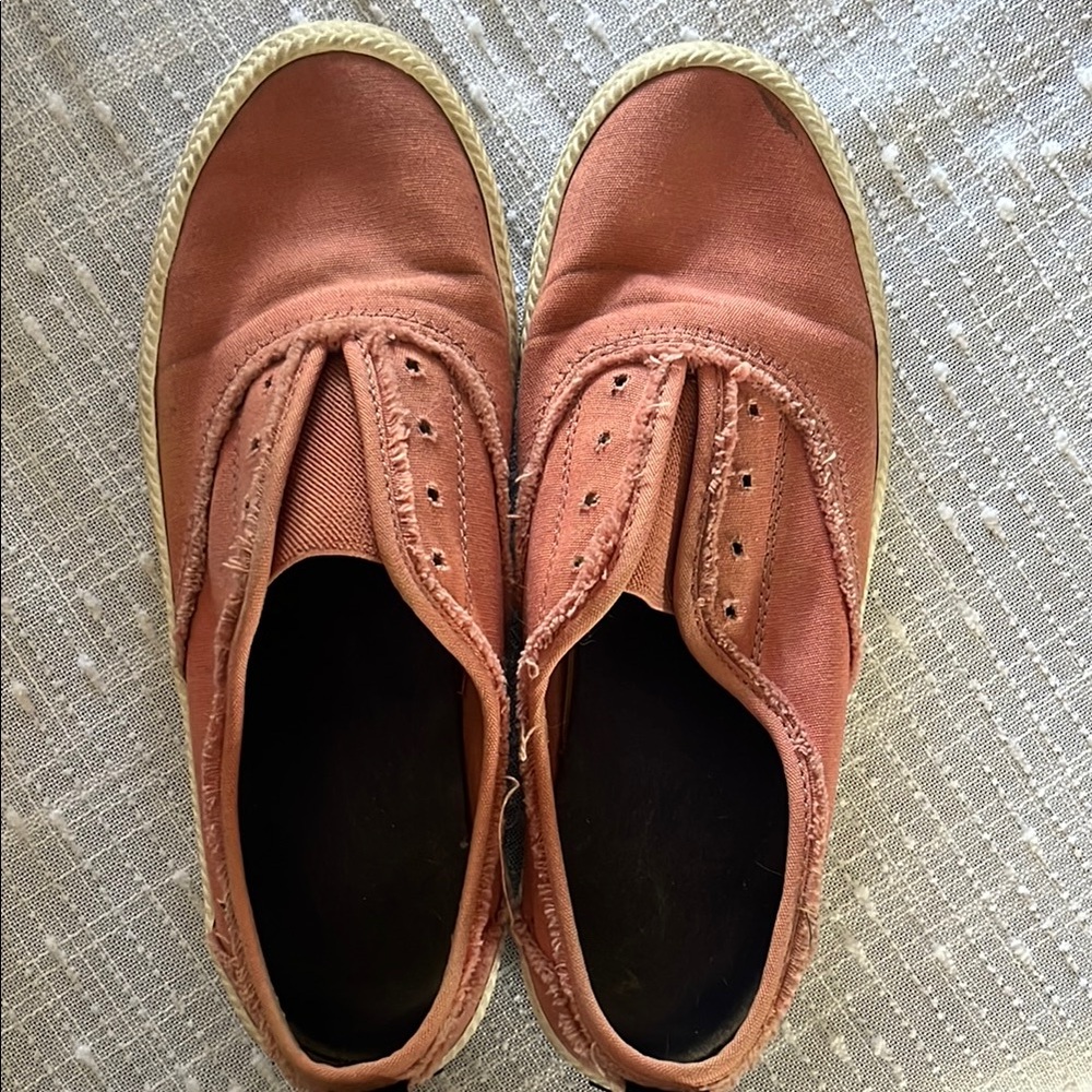 Sperry Casual Red/Terracotta Canvas Sneakers